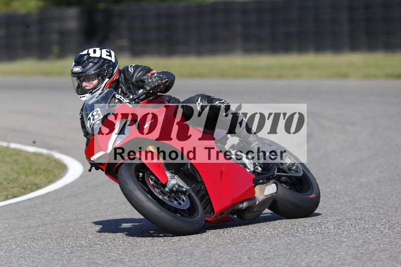 Archiv-2025/49 26.08.2025 Cornu Master School ADR/blau-bleu/28